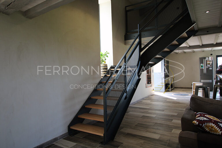 Escalier métallique design - Ferronnerie Maira